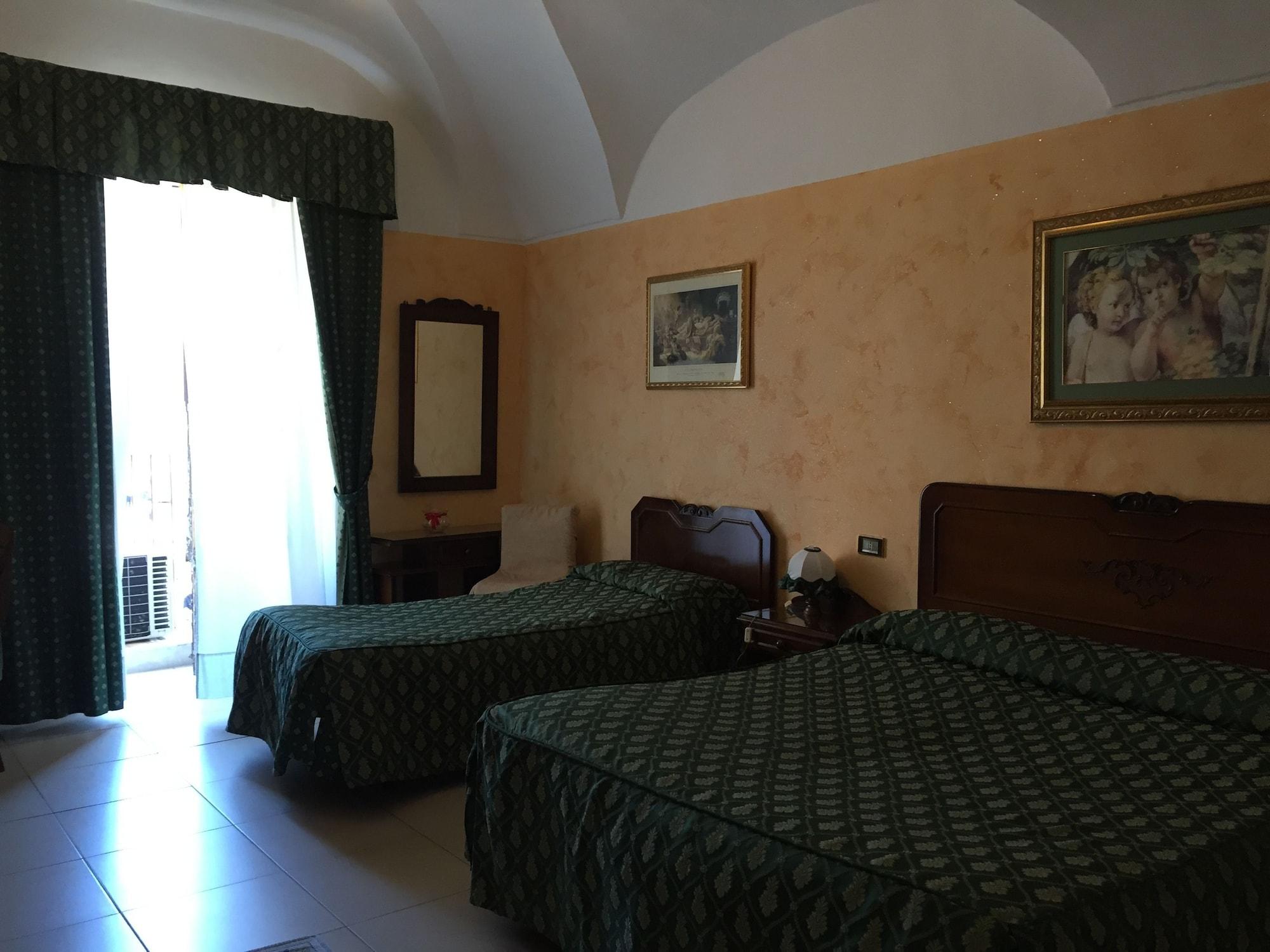 Hotel Centrale Europa Catania Exterior photo